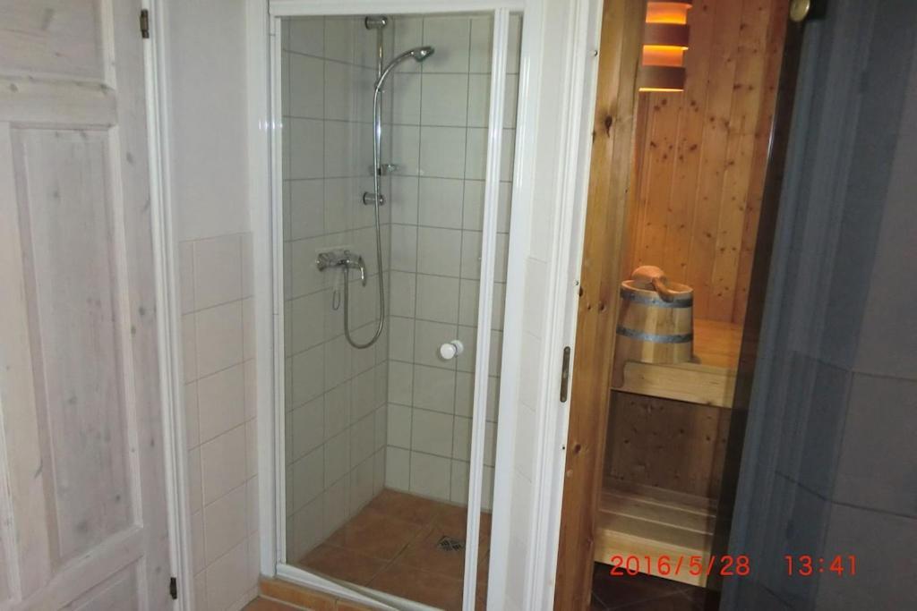 Ferienhaus Mit Wasserterrasse - Mit Sauna Und Kamin - Inklusive Nebenkosten Wendisch Rietz Exterior photo